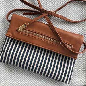 *NEW Antik Kraft stripped crossbody purse